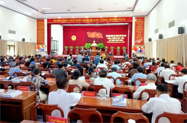 Trả lời chất vấn cần đi thẳng vào trọng tâm “nói thẳng, nói thật” (07/12/2022)
